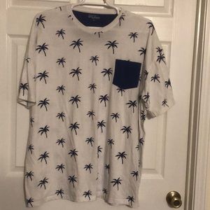 Galaxy by Harvic Blue and White Palm Tree T-Shirt Size 5XL